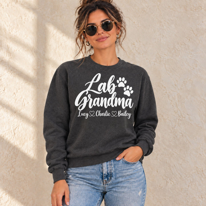 Personalized Labrador Retriever Grandma Standard Sweatshirt